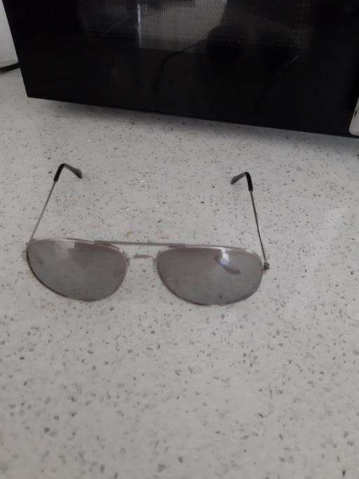 Buy & Sell South Hylton Sunderland - Photos for sunglasses