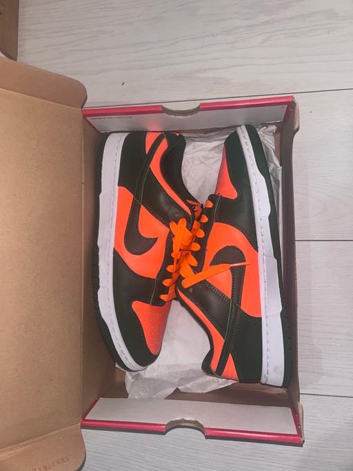 Buy & Sell Upper Holloway North London - Photos for NIKE DUNK LOW RETRO 