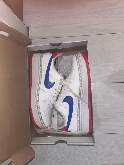 Buy & Sell Upper Holloway North London - Photos for AIR FORCE 1 07 LV8