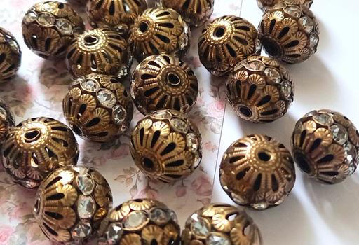 Classes Kingsham Chichester - Photos for 18mm Large Vintage Brass Gold Rhinestone Bead