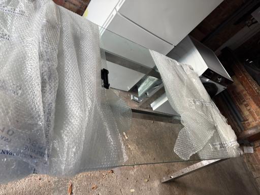 Buy & Sell Hayes Bromley - Photos for 4 seater glass dining table