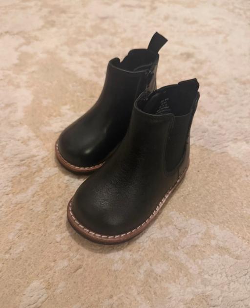 Buy & Sell Wapping East London - Photos for H&M baby genuine leather boots