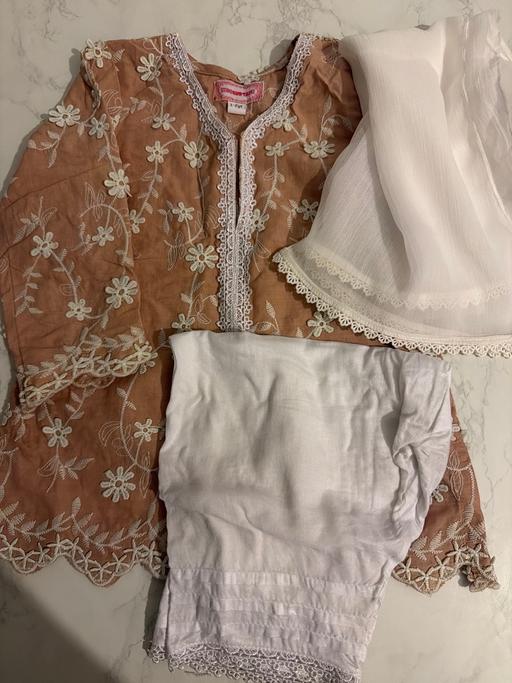 Buy & Sell Aldgate Central London - Photos for Baby kameez