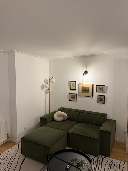 Buy & Sell Hammersmith West London - Photos for 2 seater sofa