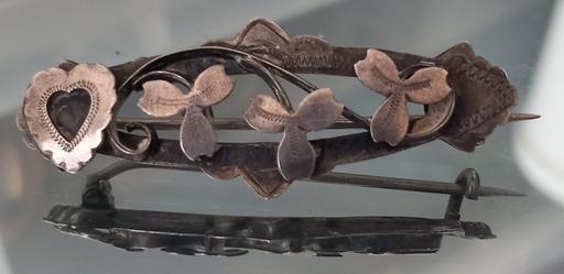 Buy & Sell Thatto Heath Saint Helens - Photos for early Victorian silver sweetheart brooch