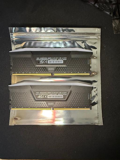 Buy & Sell Grange Park Saint Helens - Photos for Corsair vengeance Rgb 64gb (2*32) 6600mhz