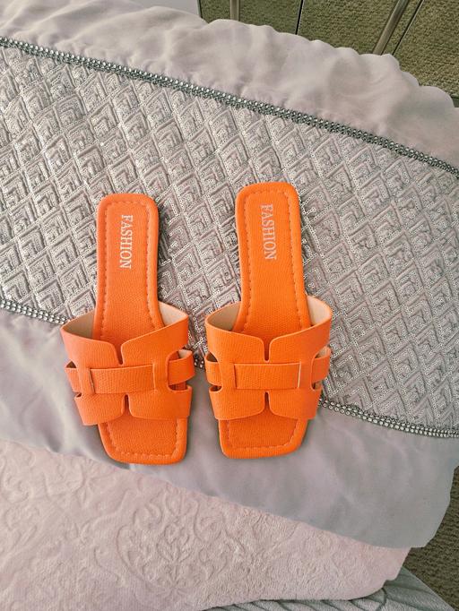 Buy & Sell Newton Doncaster - Photos for Summer sandals, size 6