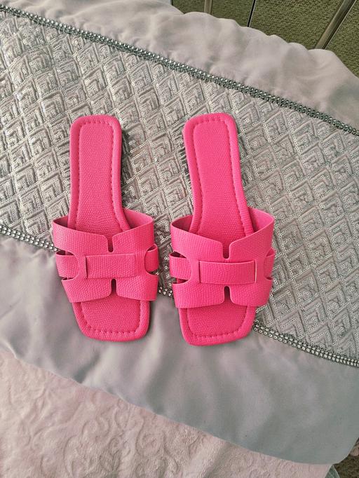 Buy & Sell Newton Doncaster - Photos for Slip on summer sandals, size 6..NEW