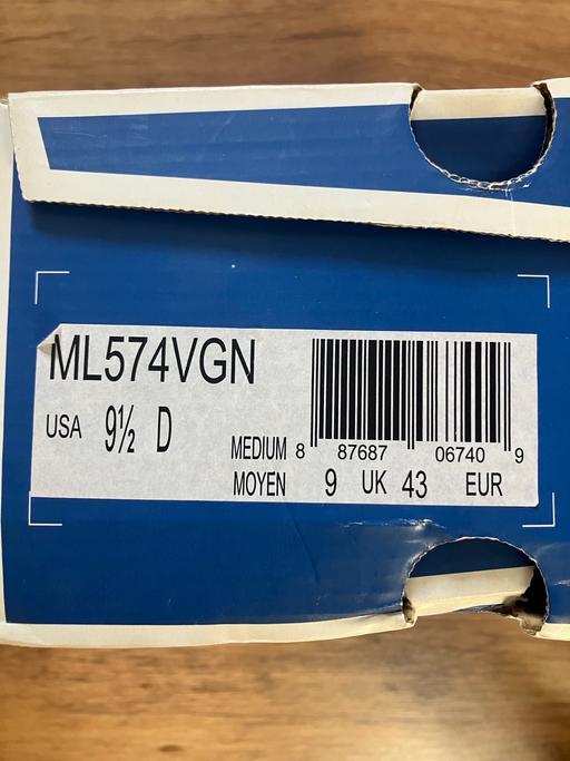 Buy & Sell Cheshunt Broxbourne - Photos for New Balance 574 running trainers Sz 9