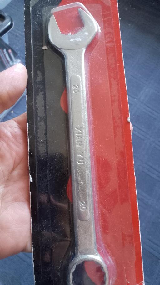 Buy & Sell Falconwood South East London - Photos for 2 side wrench