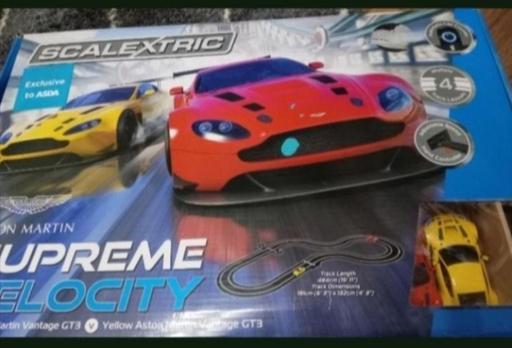 Buy & Sell South Hornchurch East London - Photos for Scalextric Aston Martin Supreme Velocity