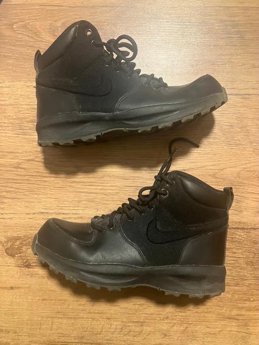 Buy & Sell Cheshunt Broxbourne - Photos for Nike MANOA kids Boots Sz 4.5
