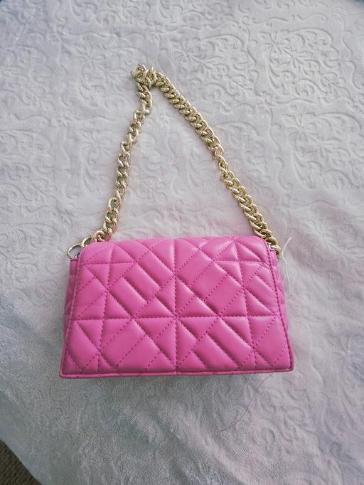 Buy & Sell Newton Doncaster - Photos for Padded style handbag..NEW without tags