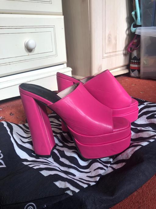Buy & Sell Plaistow East London - Photos for Heel block shoes
