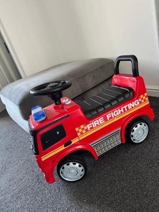 Buy & Sell Saint Helens Merseyside - Photos for Children’s ride on fire truck