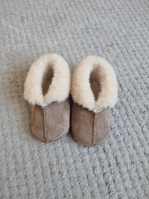 Buy & Sell Grafton Street Industrial Estate West Northamptonshire - Photos for New baby shoes