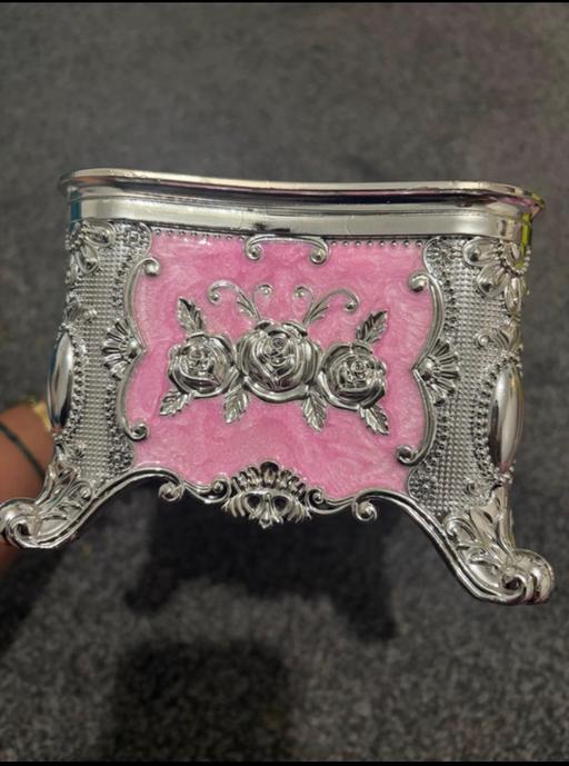 Buy & Sell Hounslow Town Centre Hounslow - Photos for Vintage tissue paper holder