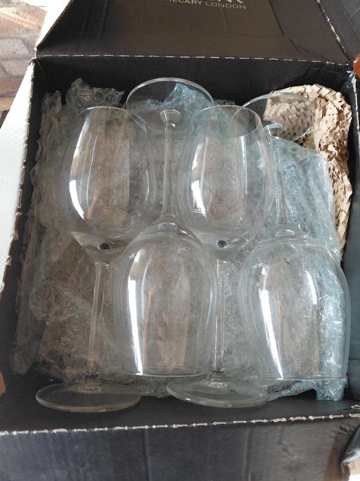 Buy & Sell Shirley South East London - Photos for 8 WINE GLASSES. 22cm High.