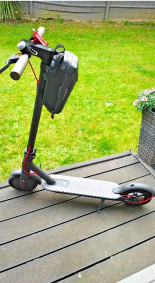 Buy & Sell Sandford Wokingham - Photos for Xiaomi M365 Scooter inc. Carry Bag + Charger