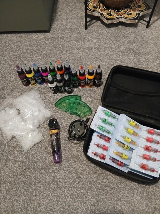 Classes Ellesmere Port Cheshire West and Chester - Photos for Tattoo equipment (Full setup)