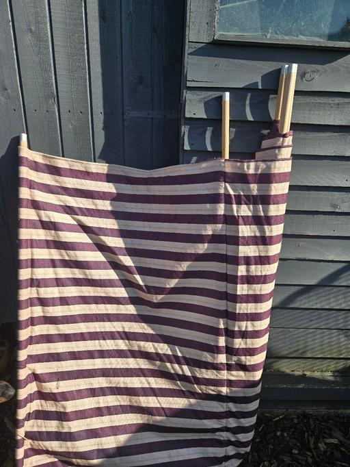 Buy & Sell Amington Tamworth - Photos for 3 Burgandy/ White Windbreaks