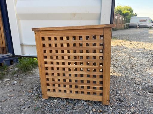 Buy & Sell Milford on Sea New Forest - Photos for Wooden linen box