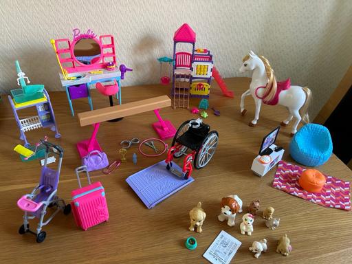 Buy & Sell Kingswinford Dudley - Photos for Barbie doll bundle