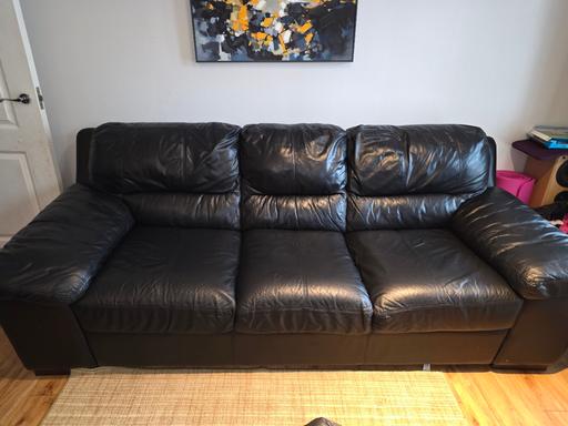Buy & Sell Ratcliff East London - Photos for Used DFS Two Seater and Three Seater