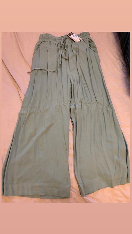 Buy & Sell Seven Kings East London - Photos for Womens trousers