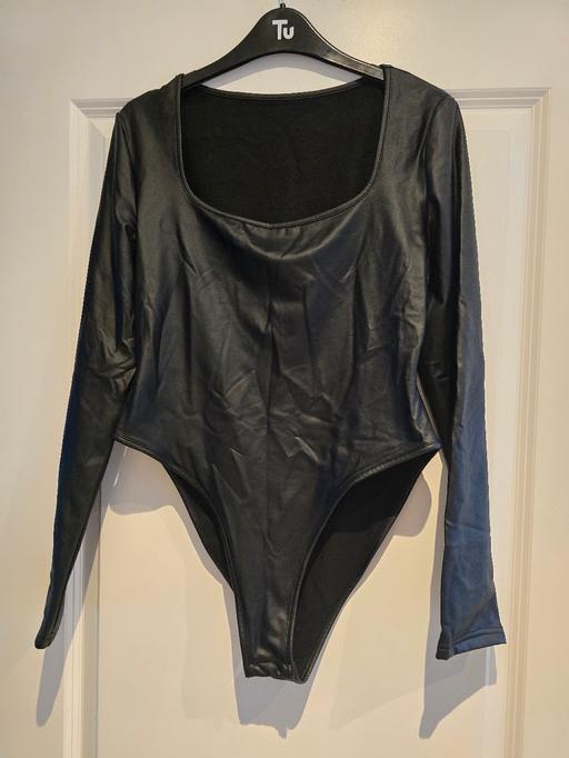 Buy & Sell Rowley Regis Sandwell - Photos for Shein faux leather bodysuit- large