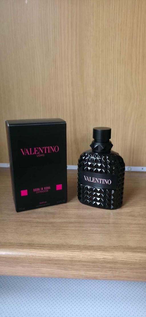 Buy & Sell East Ham East London - Photos for Valentino