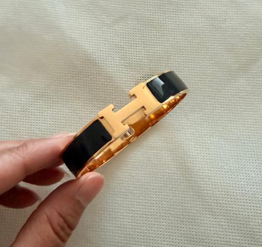 Buy & Sell Bowes Park North London - Photos for 18k gold plated stainless steel H bangle