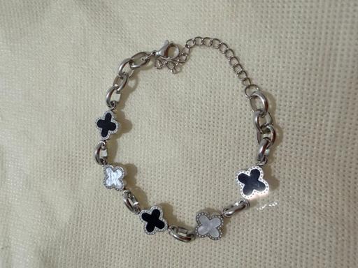 Buy & Sell Palmers Green North London - Photos for Silver plated stainless steel clover bracelet