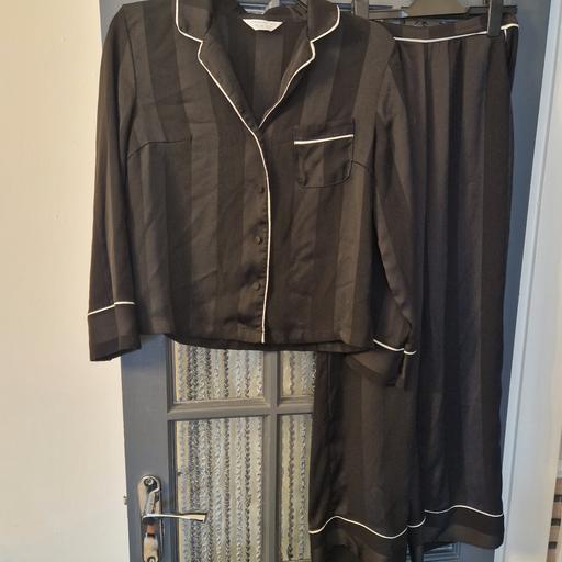 Buy & Sell High Green Sheffield - Photos for womens pyjamas size XS