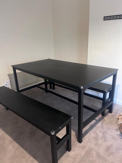 Buy & Sell Netherton Dudley - Photos for Dinner table with 2 benches.