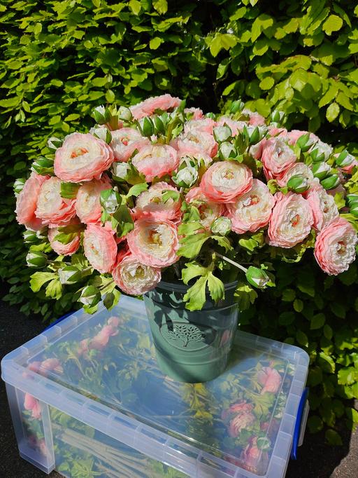 Buy & Sell Bradmore Wolverhampton - Photos for 8 Artificial flowers 💐 NEW