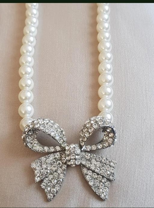 Buy & Sell Grafton Street Industrial Estate West Northamptonshire - Photos for Beautiful pearl necklace