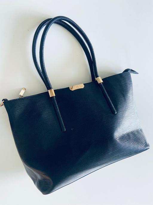 Buy & Sell Corngreaves Trading Estate Sandwell - Photos for BESSIE TOTE BAG £1