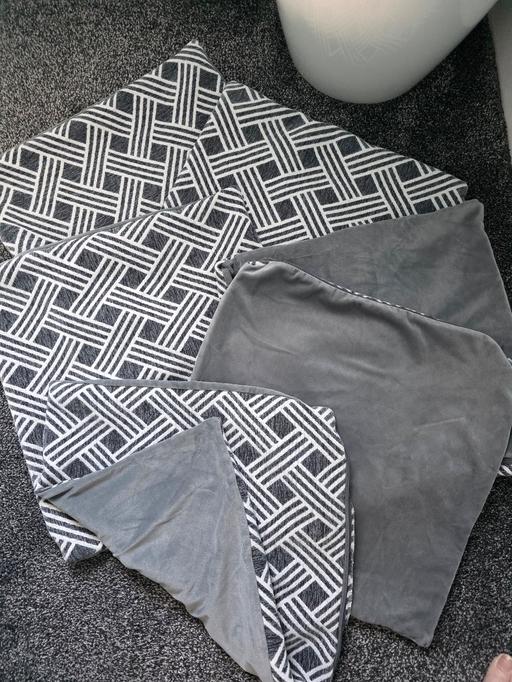 Buy & Sell Kitts Green Birmingham - Photos for 6 cushion covers ( can use either side)