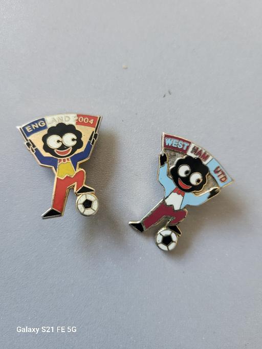 Buy & Sell Hackbridge Sutton - Photos for Pin Badges England 2004 & West Ham