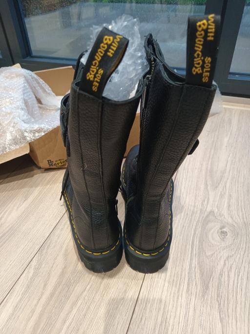 Buy & Sell Goldthorpe Barnsley - Photos for women's black dr martens boots