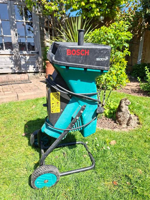 Buy & Sell Sutton Hill Telford and Wrekin - Photos for Wood Shredder Bosch ( Garden)