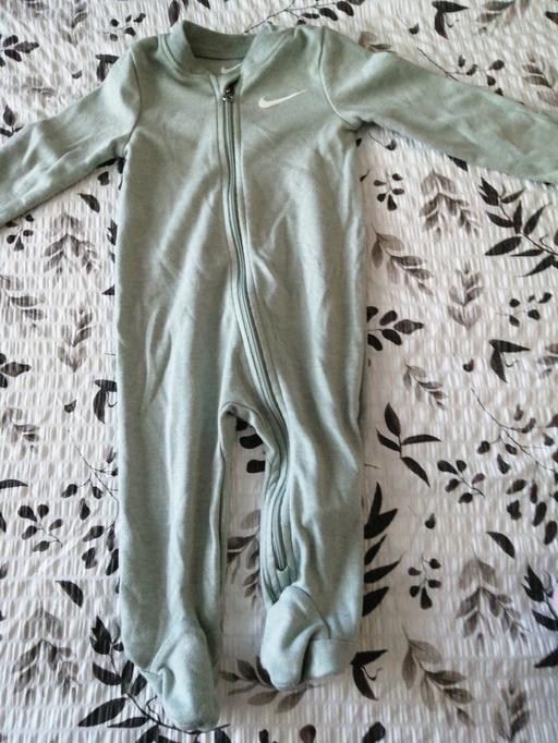 Buy & Sell Wednesfield Wolverhampton - Photos for 6mths Bodysuit