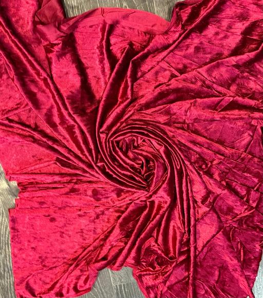 Buy & Sell Siddal Calderdale - Photos for 1.5 yards red crush velvet fabric 58” wide