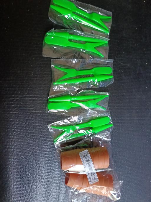 Buy & Sell Nunhead South East London - Photos for small plant pots and gardening tools