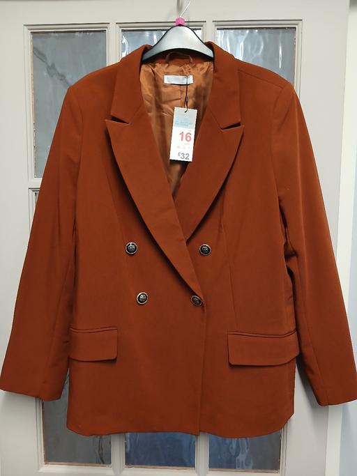 Buy & Sell Oxley Wolverhampton - Photos for NEW jacket - 16