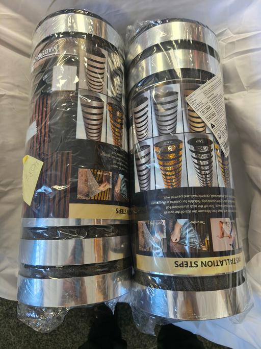 Buy & Sell Birkenhead Wirral - Photos for Silvery wall coving 40cm x 300