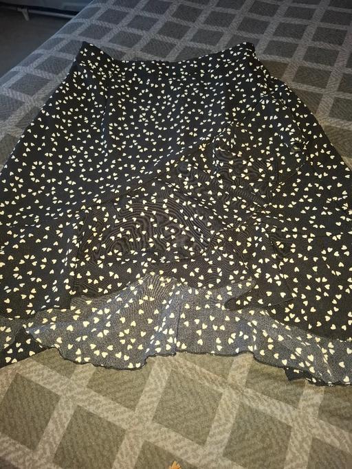 Buy & Sell Dodworth Barnsley - Photos for ladies sheen skirt size 12 to 14