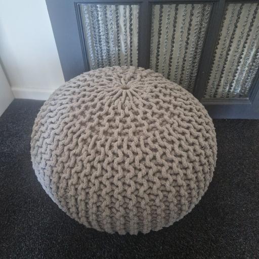Buy & Sell High Green Sheffield - Photos for knitted footstool