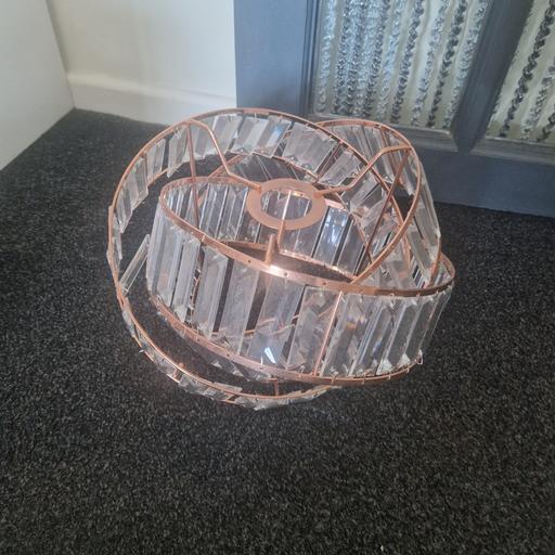 Buy & Sell High Green Sheffield - Photos for twisted clear light shade